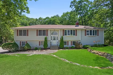 171 Taft Rd, Wilmington, MA 01887