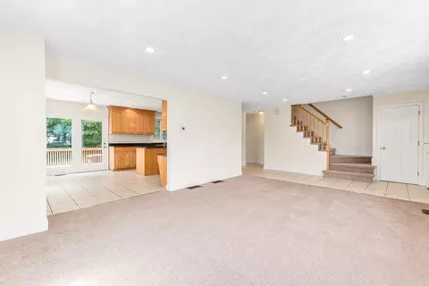 45 Violet Ave #45, Dedham, MA 02026 photo 7