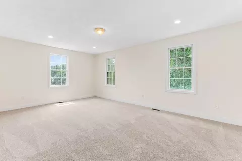 45 Violet Ave #45, Dedham, MA 02026 photo 18