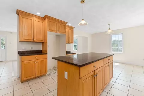 45 Violet Ave #45, Dedham, MA 02026 photo 16