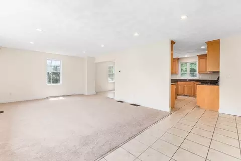 45 Violet Ave #45, Dedham, MA 02026 photo 8