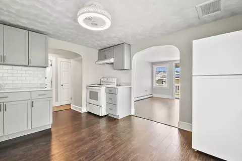 27 Whittier St, Fall River, MA 02724 photo 6