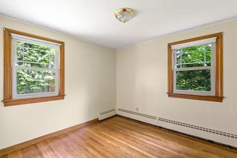 16 Sheldon Ave, Easthampton, MA 01027 photo 23