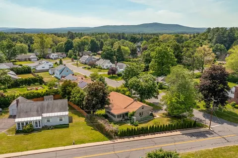 16 Sheldon Ave, Easthampton, MA 01027 photo 41