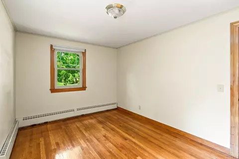 16 Sheldon Ave, Easthampton, MA 01027 photo 28