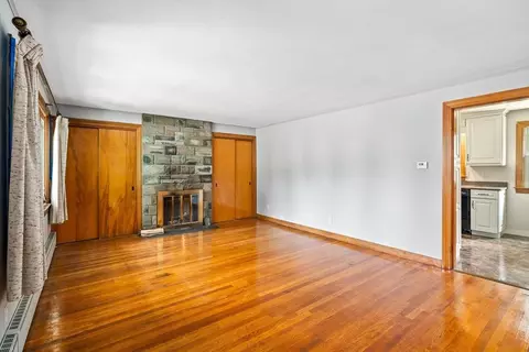 16 Sheldon Ave, Easthampton, MA 01027 photo 7