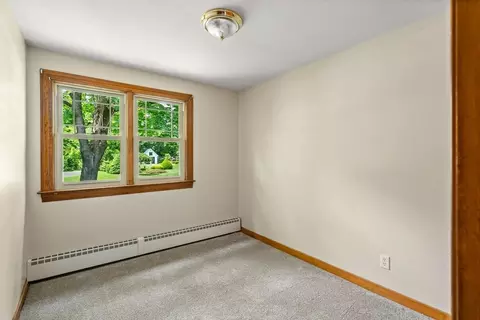 16 Sheldon Ave, Easthampton, MA 01027 photo 29