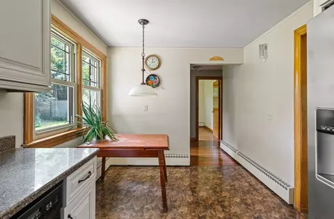 16 Sheldon Ave, Easthampton, MA 01027 photo 17