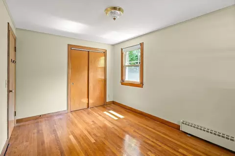 16 Sheldon Ave, Easthampton, MA 01027 photo 27