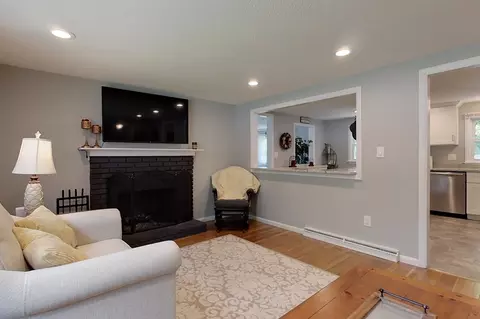 12 Pine St, Pepperell, MA 01463 photo 11