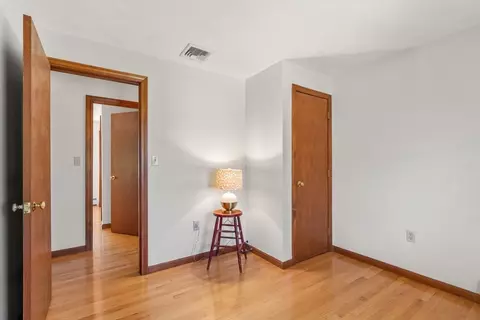 27 Nick Ln, Maynard, MA 01754 photo 17