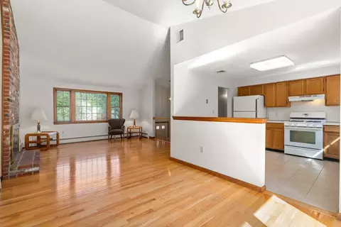 27 Nick Ln, Maynard, MA 01754 photo 8