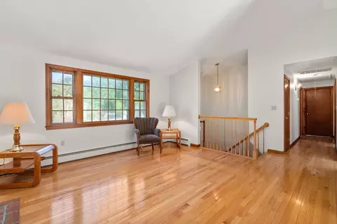 27 Nick Ln, Maynard, MA 01754 photo 7