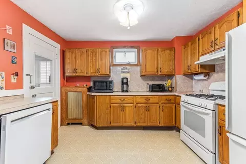 28 E Riverside Dr, Dedham, MA 02026 photo 19