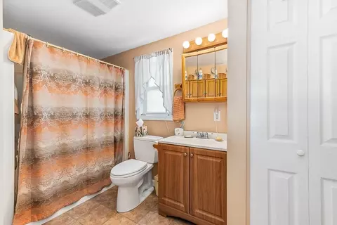 28 E Riverside Dr, Dedham, MA 02026 photo 14