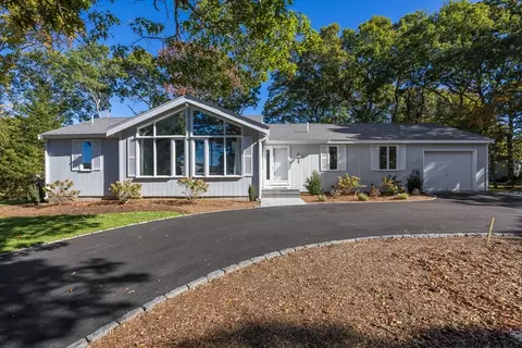 131 Portside Cir, Falmouth, MA 02536