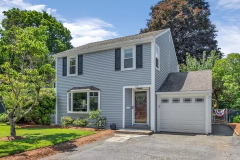 82 North St, Newton, MA 02460