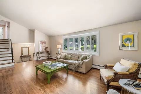 24 Gerald Rd, Marblehead, MA 01945 photo 6