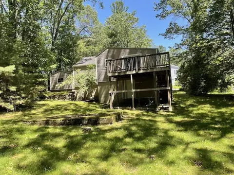 Exterior - 48 County Rd, Andover, MA 01810 photo 3 of 8