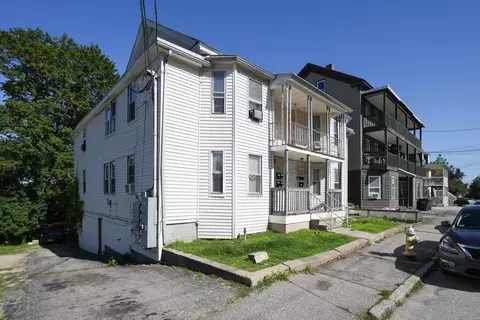 31 Prospect St, Webster, MA 01570 photo 2