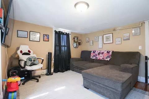 31 Prospect St, Webster, MA 01570 photo 6