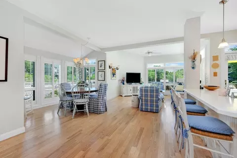 8 Barn Ln, Gloucester, MA 01930 photo 14