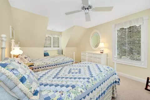 8 Barn Ln, Gloucester, MA 01930 photo 31