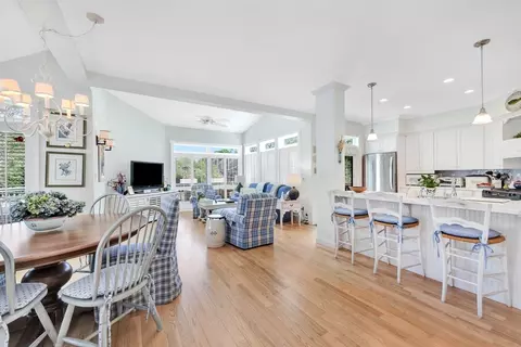 8 Barn Ln, Gloucester, MA 01930 photo 15