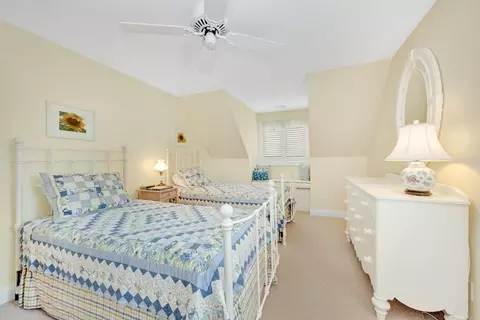 8 Barn Ln, Gloucester, MA 01930 photo 32