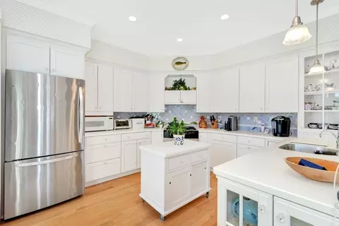 8 Barn Ln, Gloucester, MA 01930 photo 21