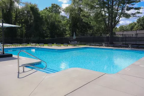 2 Village Hill Ln #3, Natick, MA 01760