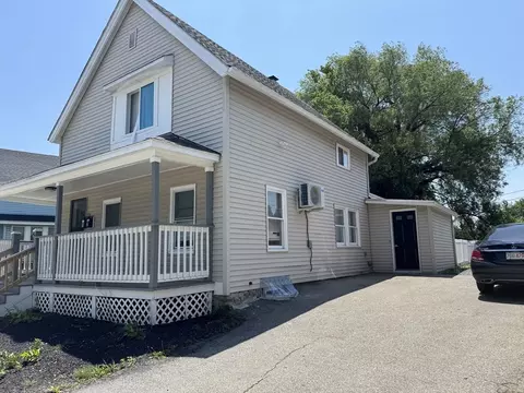 Exterior - 94 Massasoit Rd, Worcester, MA 01604 photo 2 of 11