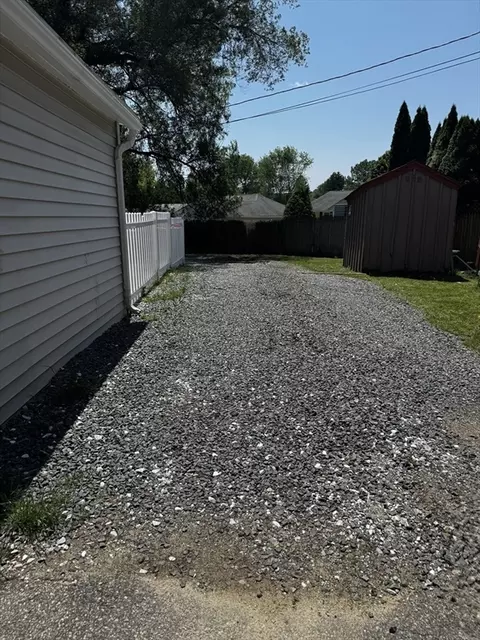 Exterior - 94 Massasoit Rd, Worcester, MA 01604 photo 5 of 11