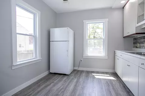 7 Cedar St, Barre, MA 01005 photo 9