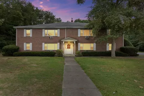 56 Mary Ln #6, Bridgewater, MA 02324