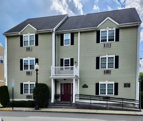 26 N Main St #3, Mansfield, MA 02048