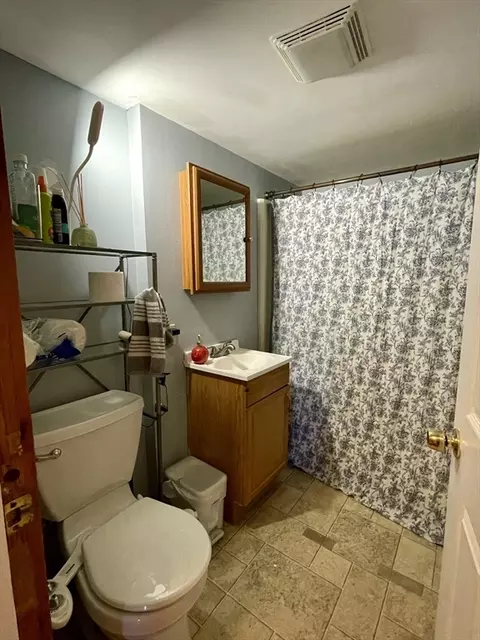 98 Everett St #98, Easthampton, MA 01027 photo 15