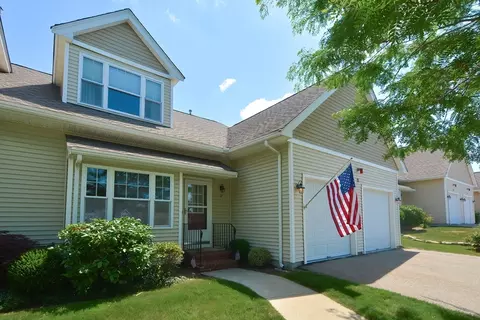 17 Conservation Way #17, Stoughton, MA 02072