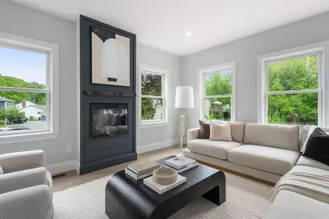 65 Pine St, Dedham, MA 02026 photo 8