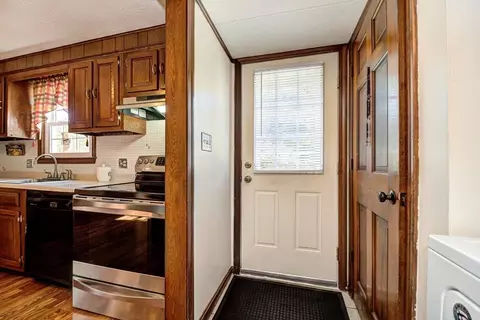 Other - 45 Pilgrim Cir #45, Methuen, MA 01844 photo 6 of 7