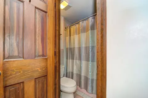 Bath - 45 Pilgrim Cir #45, Methuen, MA 01844 photo 2 of 3