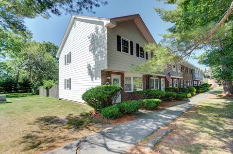 Exterior - 45 Pilgrim Cir #45, Methuen, MA 01844 photo 3 of 5
