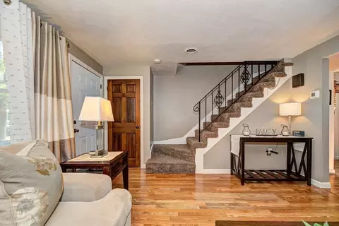 Entry Way - 45 Pilgrim Cir #45, Methuen, MA 01844 photo 1 of 1