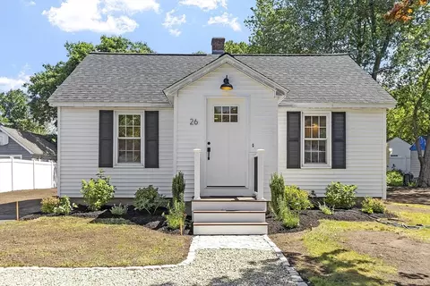 26 Otis St, Lunenburg, MA 01462