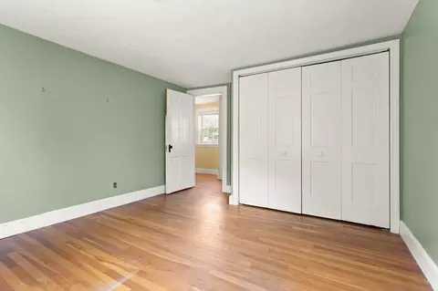 4 Grand St, Reading, MA 01867 photo 17