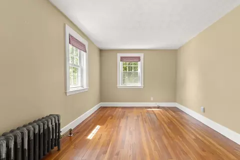 4 Grand St, Reading, MA 01867 photo 22