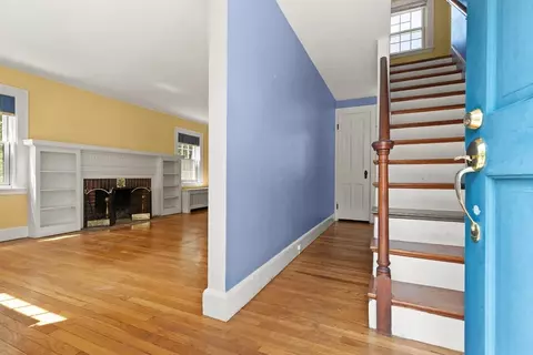 4 Grand St, Reading, MA 01867 photo 5
