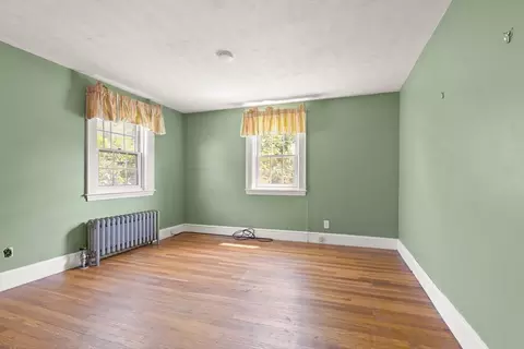 4 Grand St, Reading, MA 01867 photo 16