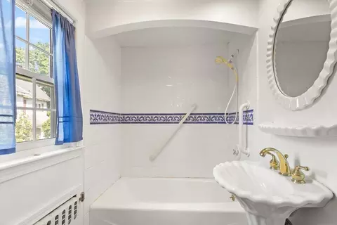 4 Grand St, Reading, MA 01867 photo 23