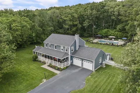 19 Azalea Dr, Medway, MA 02053